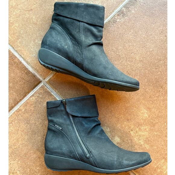 Mephisto Seddy Scrunchy Ankle Boots w Cuffs Matte Black Nubuck Leather size 9.5 - Picture 13 of 16